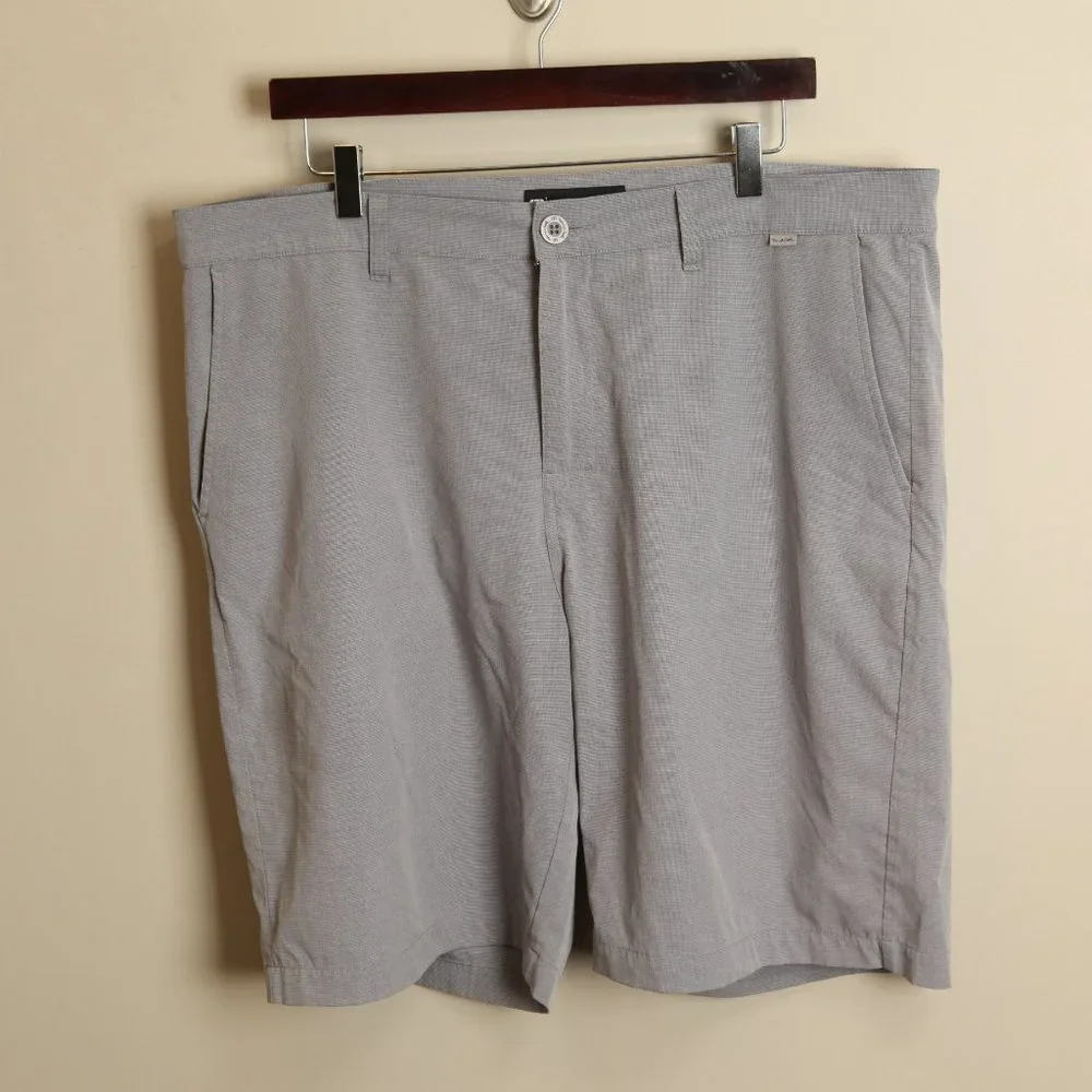 Travis Mathew Men's gray flat front Golf Shorts 38 10" inseam performance - Picture 2 of 6